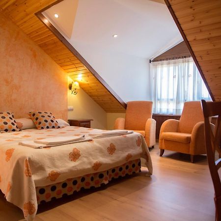 Casa Rural Portal De Numancia Ll Garray Kültér fotó