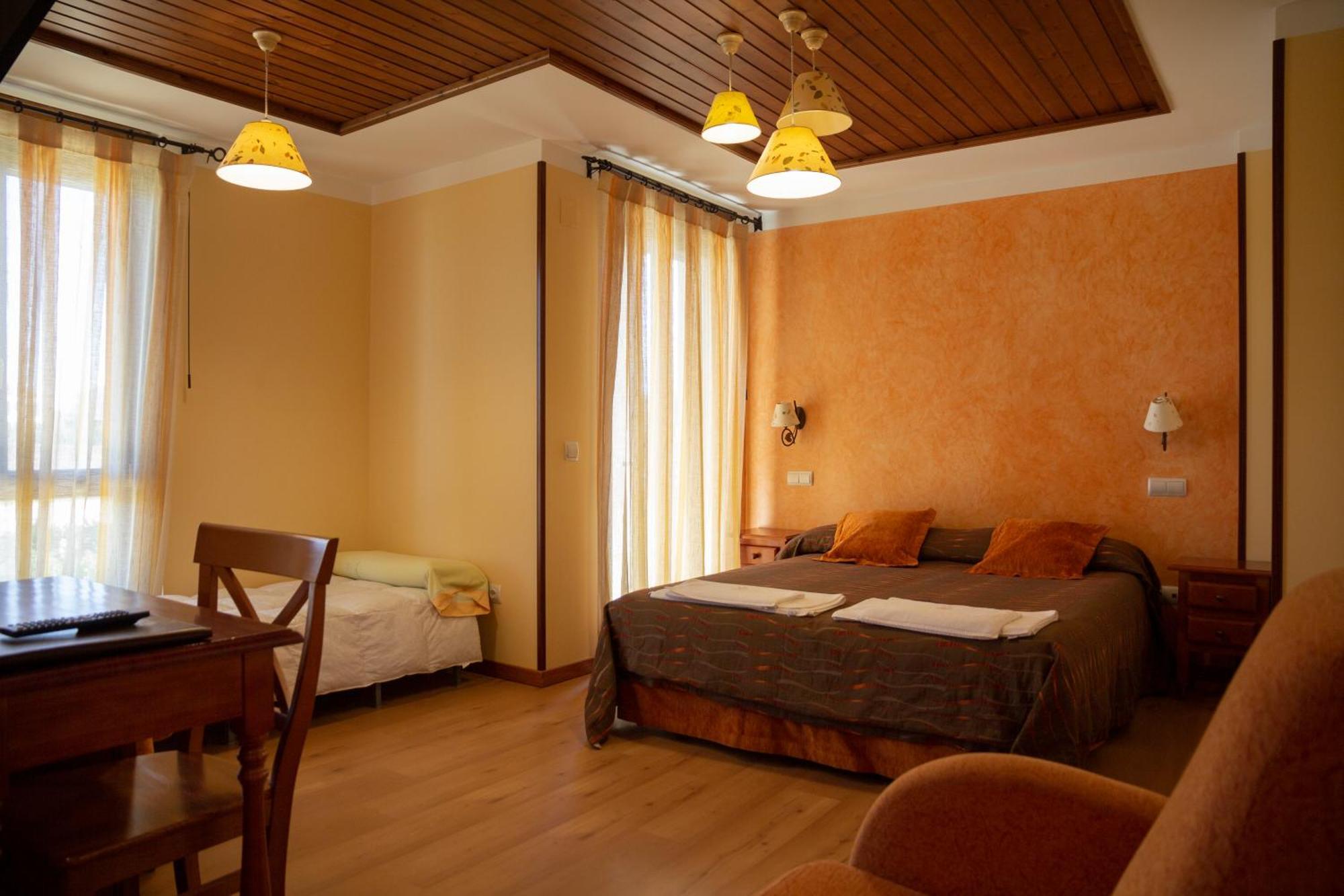 Casa Rural Portal De Numancia Ll Garray Kültér fotó
